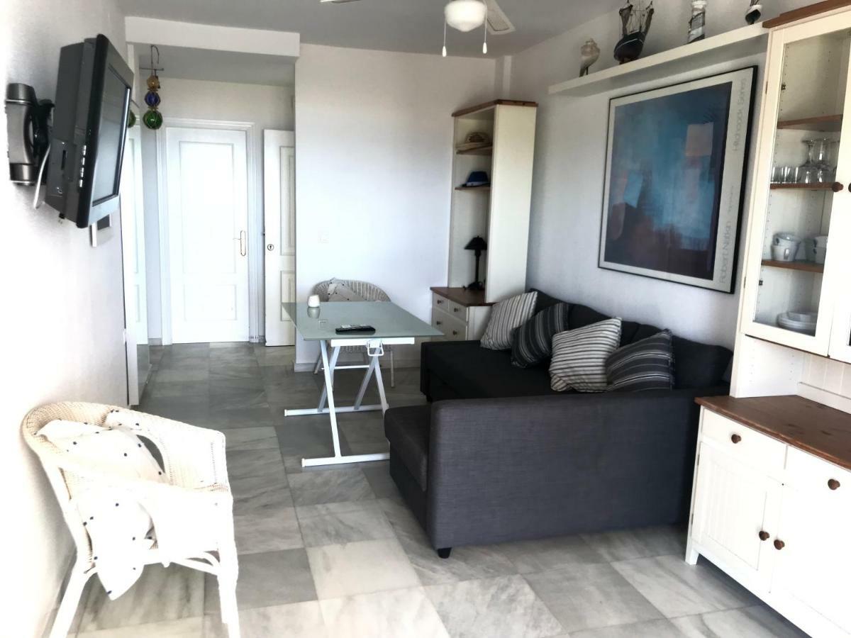 Apartamento El Chorrillo コニル・デ・ラ・フロンテラ エクステリア 写真